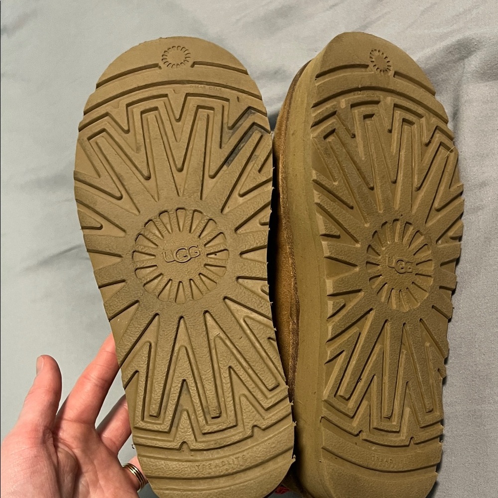 UGG Tan Suede Slip-Ons with Red Trim - Picture 3 of 5